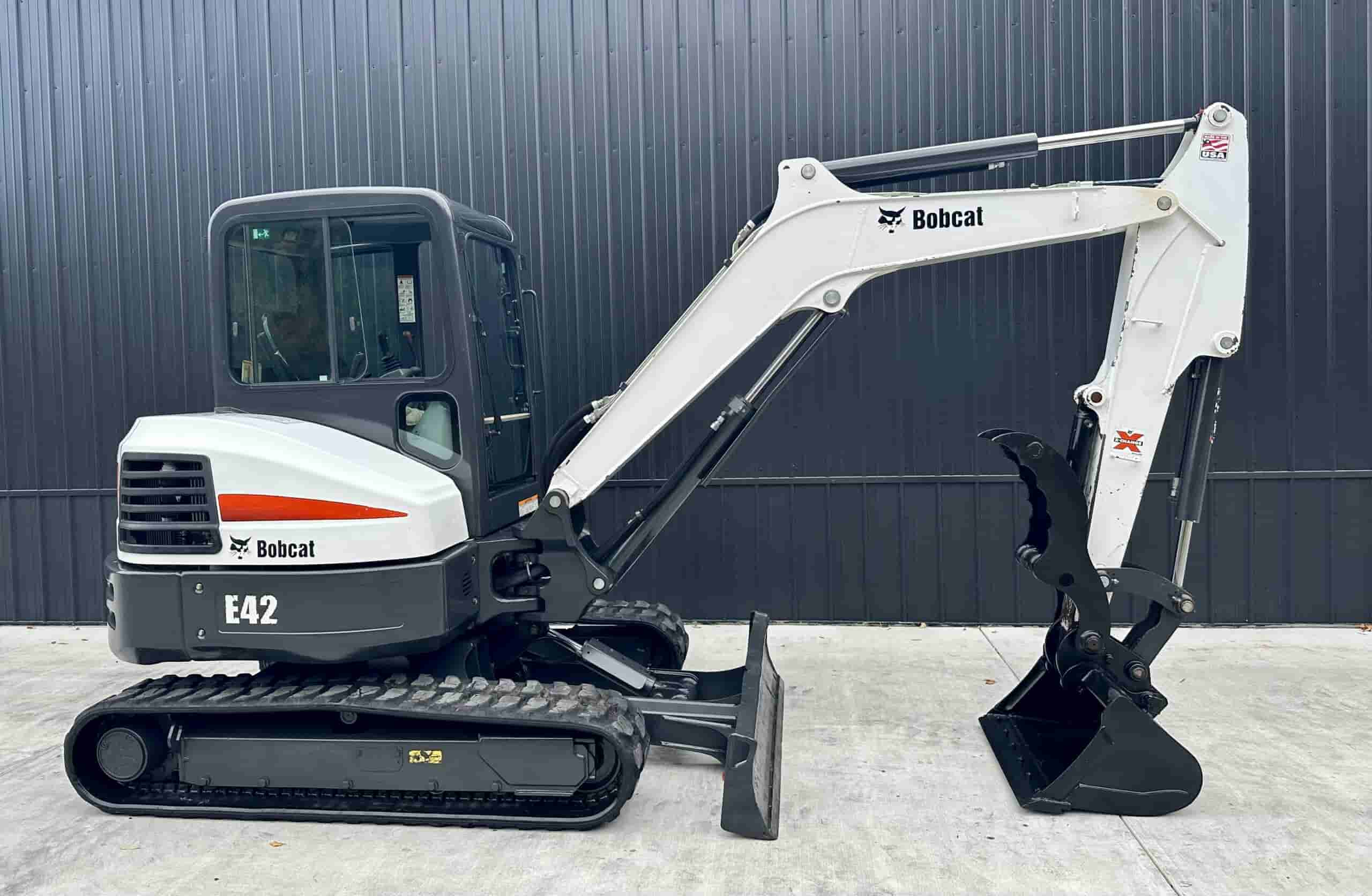 2015 BOBCAT E42
